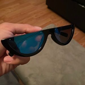 Blue reflective sunglasses